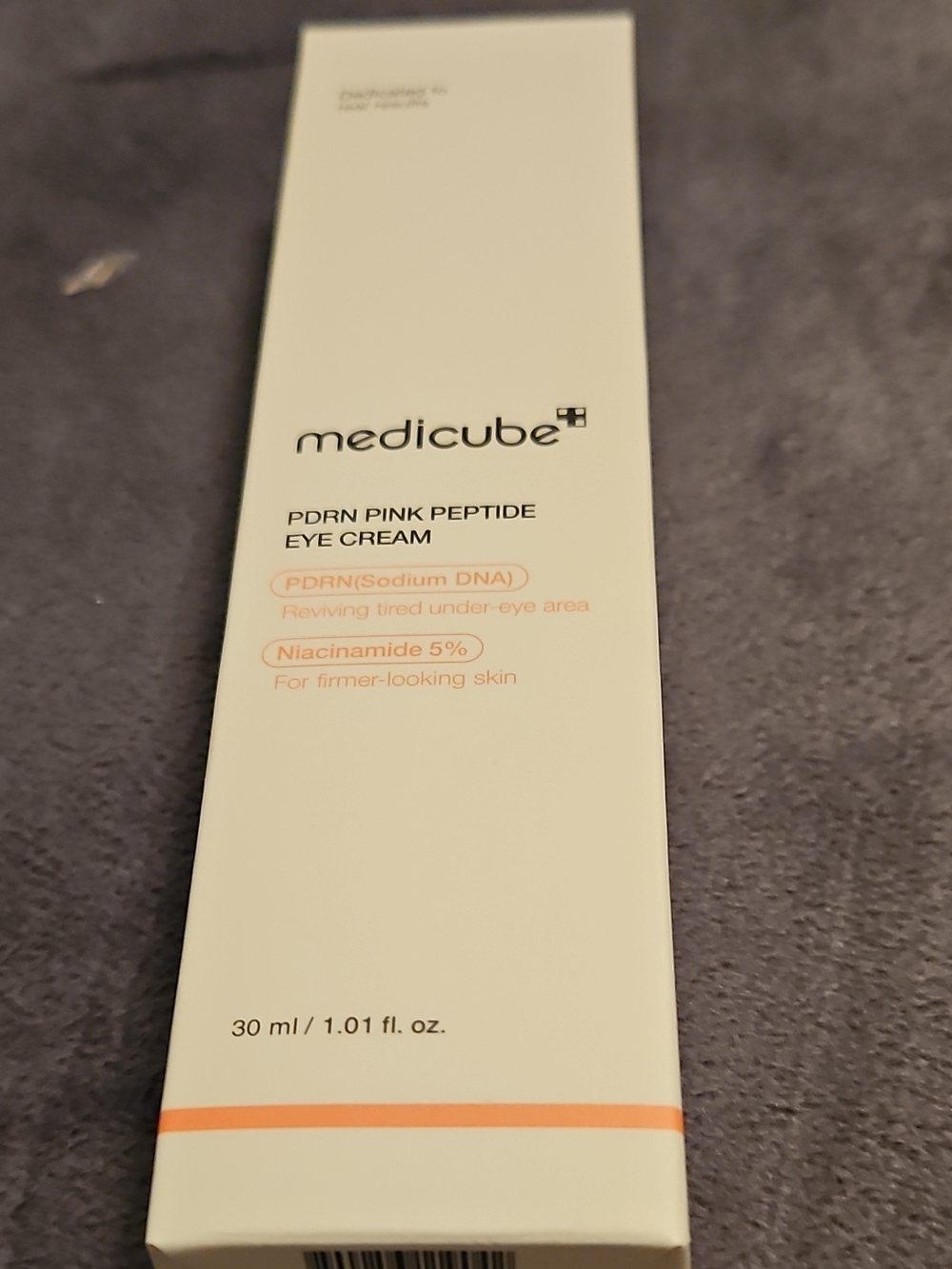 Medicube PDRN Pink Peptide Eye Cream — Pink